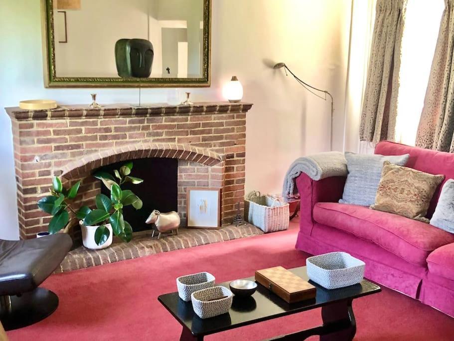 Cosy Farmhouse Escape In Monmouthshire Vila Wolves Newton Exterior foto