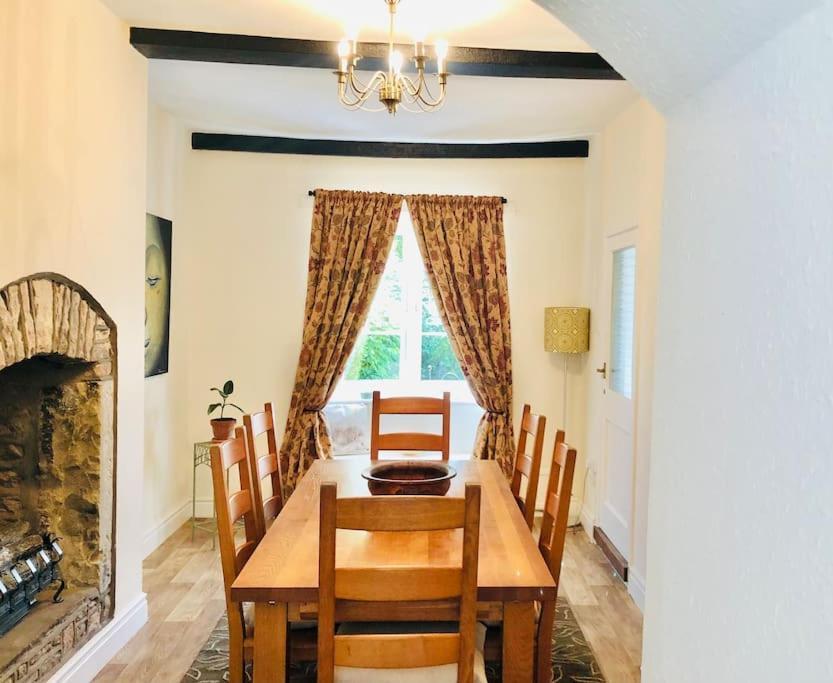Cosy Farmhouse Escape In Monmouthshire Vila Wolves Newton Exterior foto